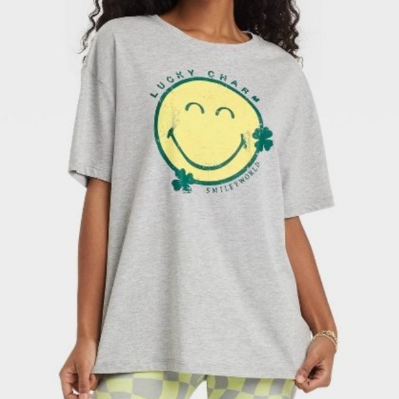 SmileyWorld Shamrock Short Sleeve Oversized Graphic T-Shirt Size S/M - Picture 2 of 8